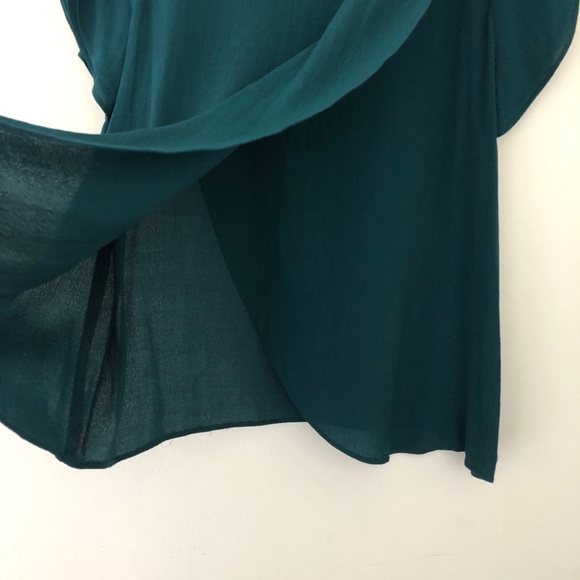 FOREVER 21 | Dark Turquoise Tulip Front Top - Picture 3 of 6